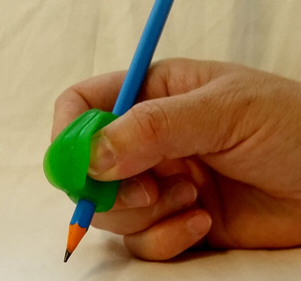 How to use Crossover Pencil Grip